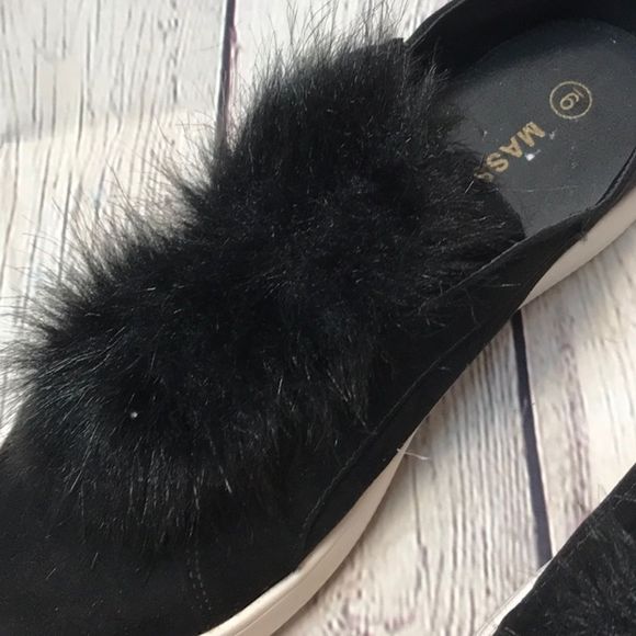 Cute Pom Pom sneakers Black Size 9 Massani - Picture 5 of 8